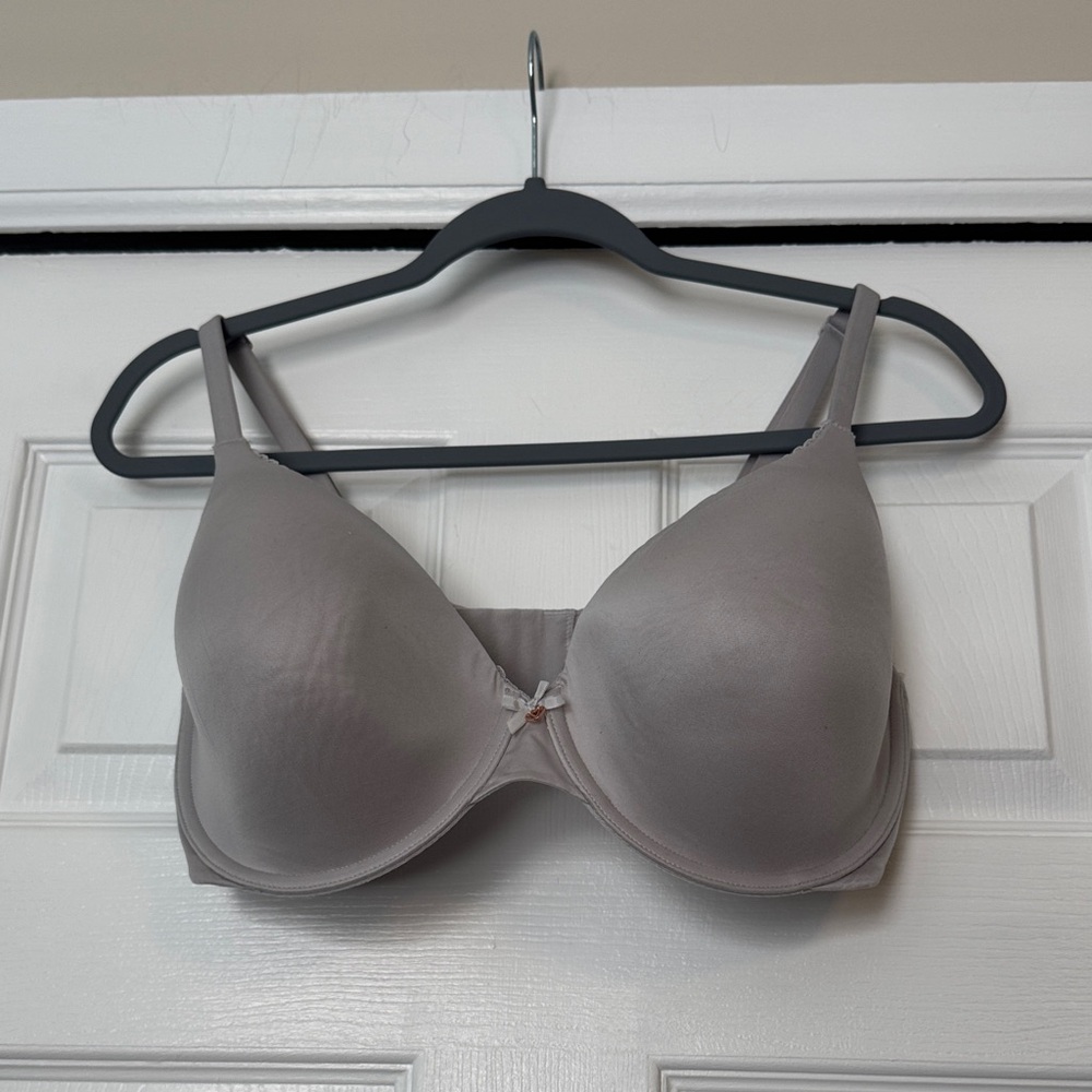 Victoria's Secret Body by Victoria Gray Bra